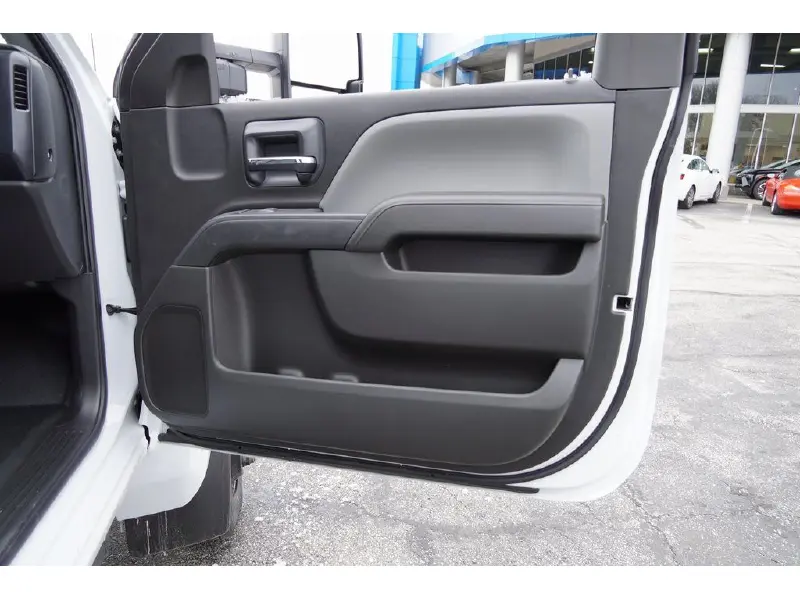 2024 CHEVROLET Silverado 6500HD