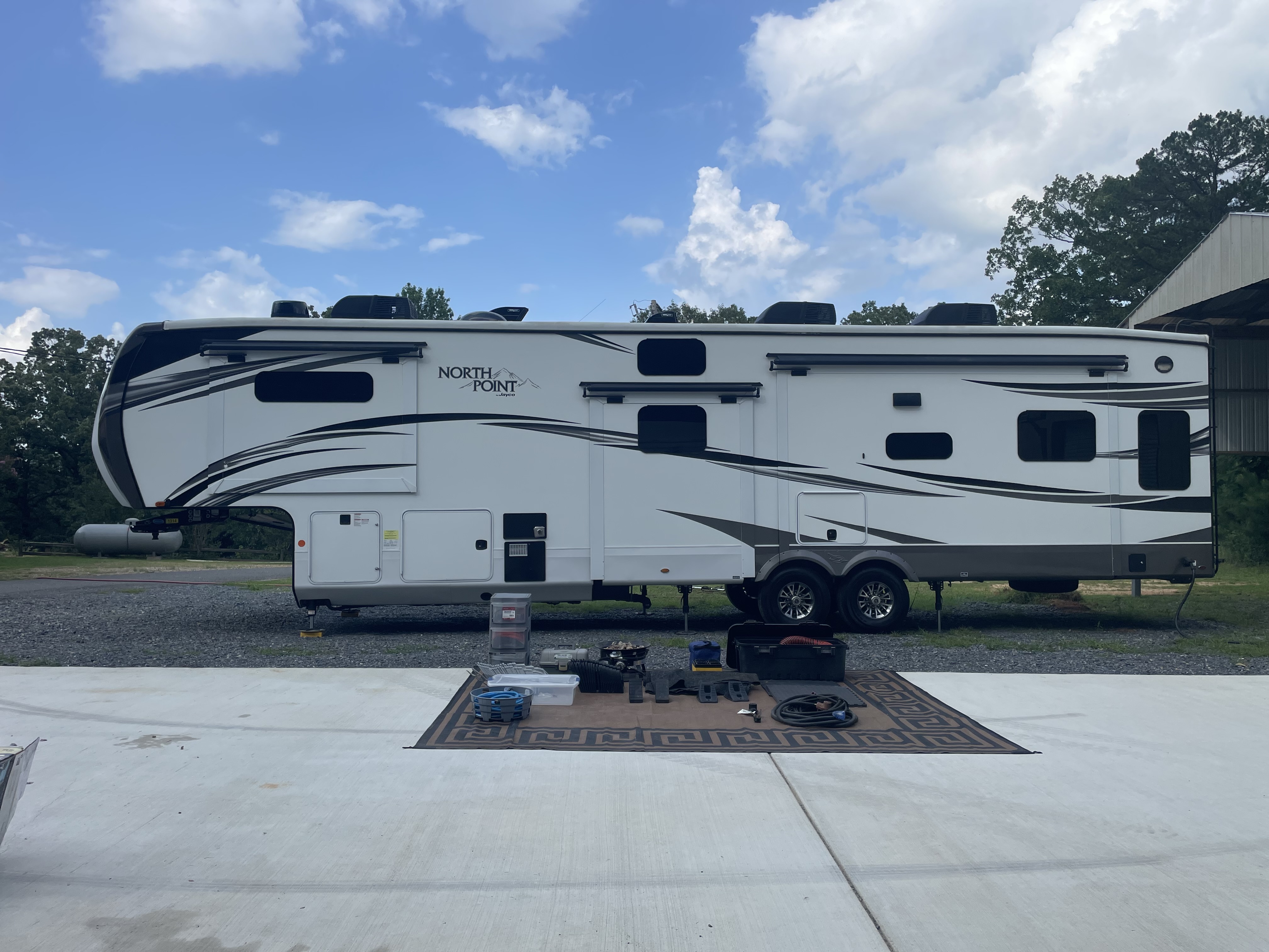 2021 Jayco NORTH POINT 377RLBH RV