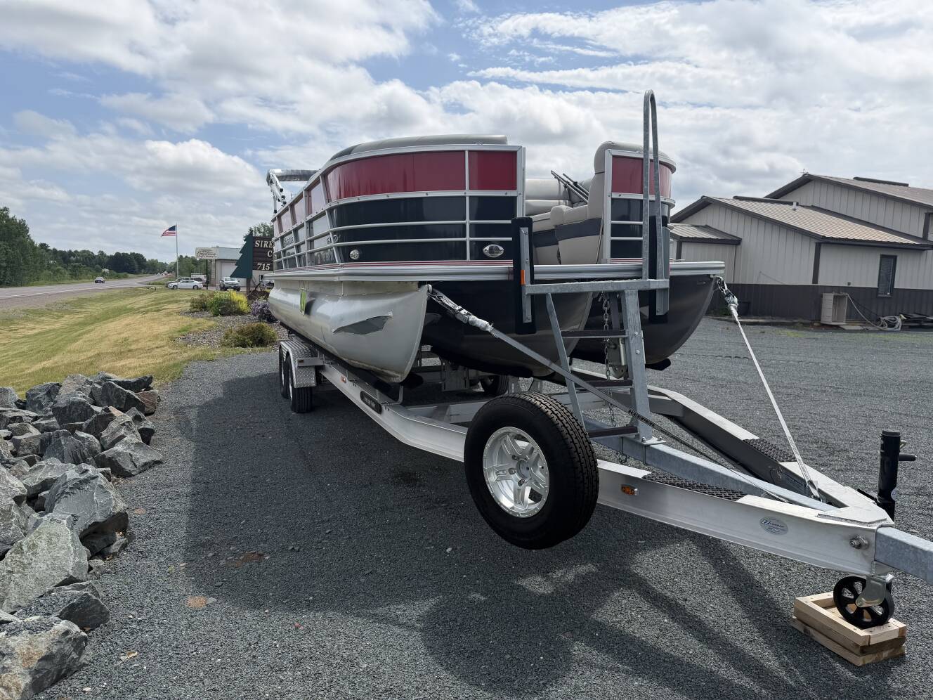 A photo of this 2023 Berkshire 24rfx Le