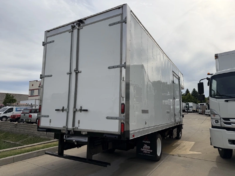 2020 ISUZU NRR