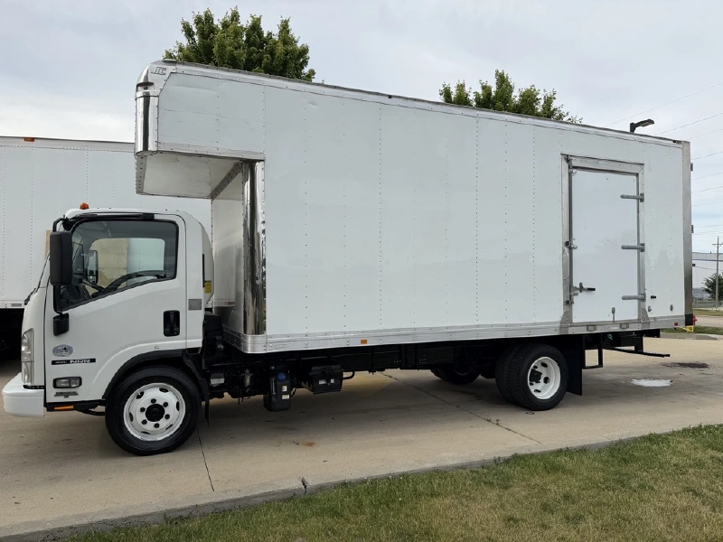 2020 ISUZU NRR