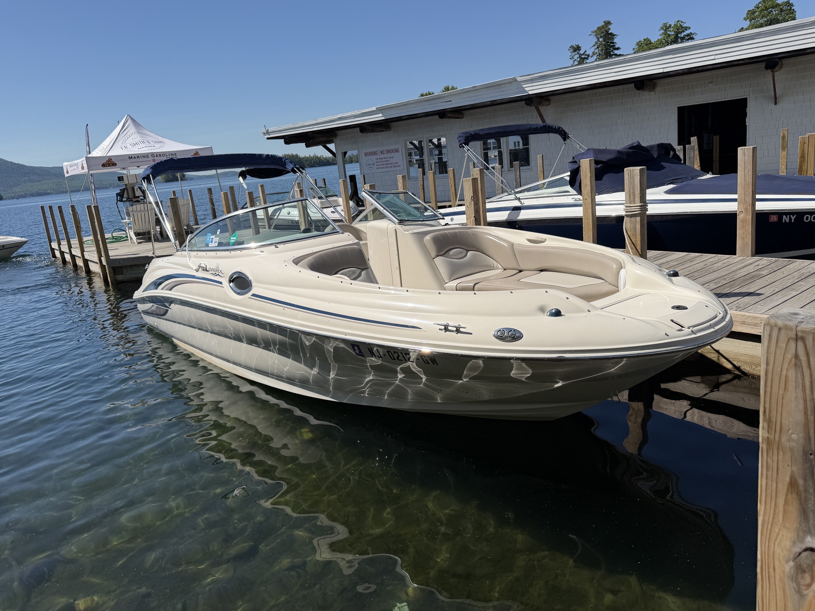 2003 Sea Ray 240 SUNDECK in bolton landing NY
