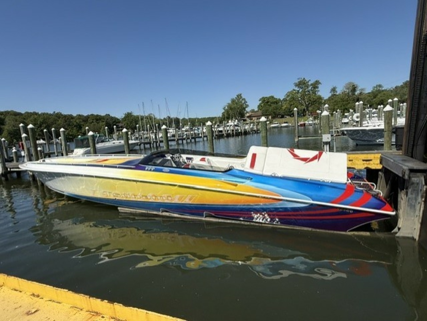cigarette boat vs fountain boat MTI 340x 34 ThunderCat! Fountain High Performance Boats For
