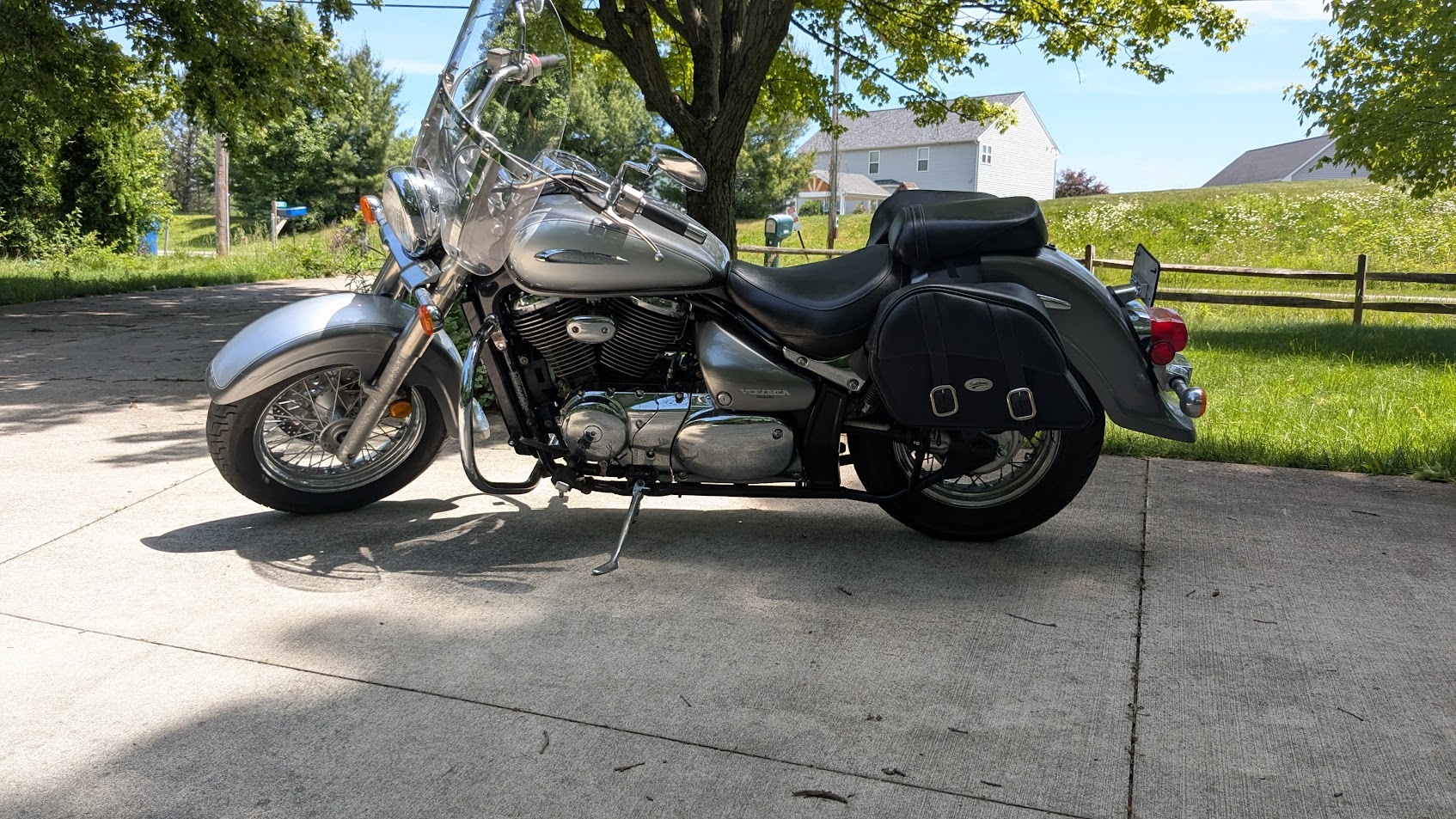 2002 Suzuki Vx800 motorcycle