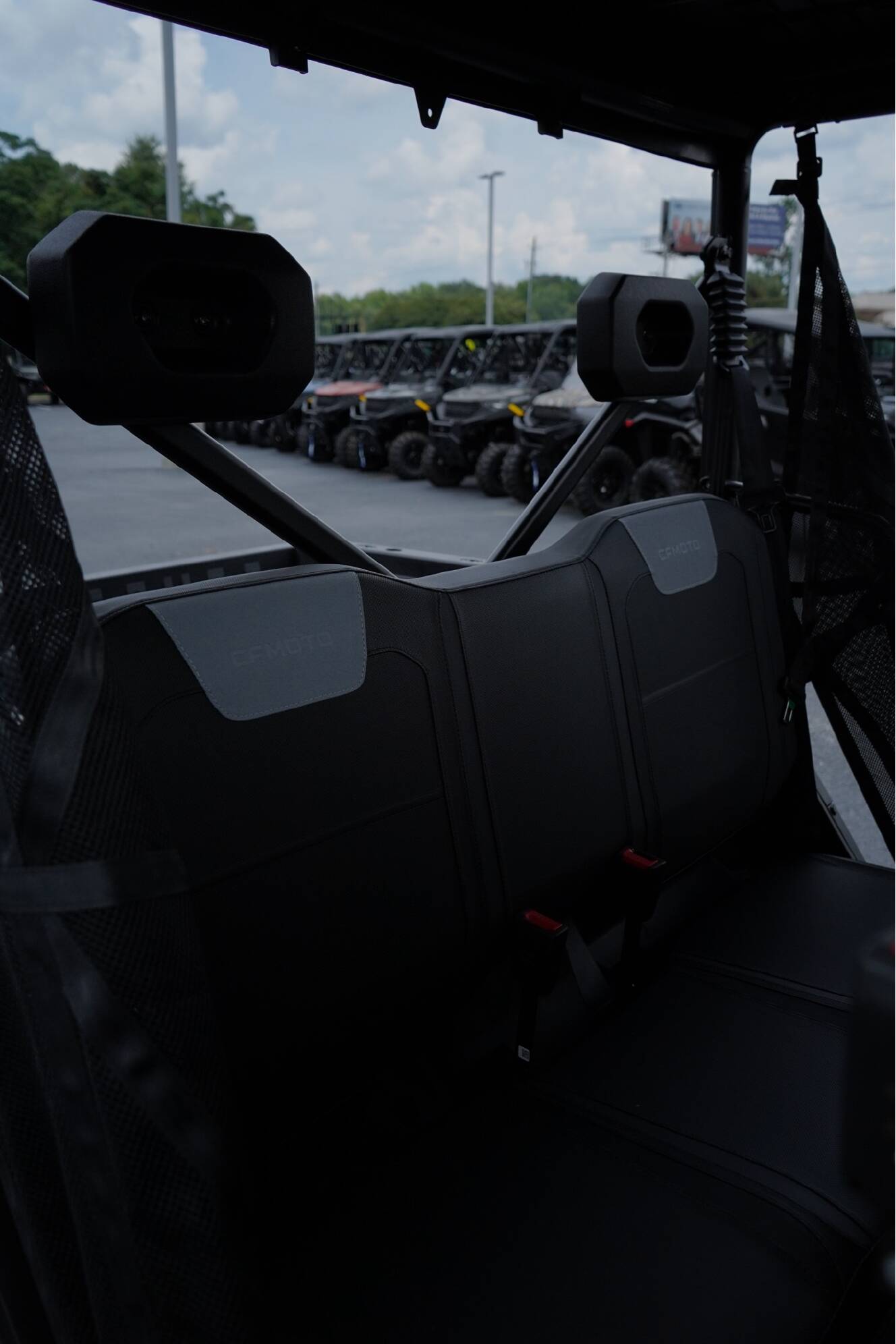 A photo of this 2026 CFMOTO UForce 800 XL
