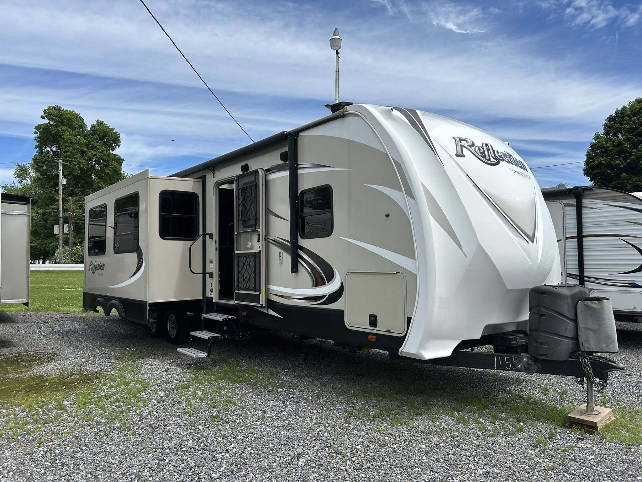 2017 Grand Design REFLECTION 312BHTS in honey brook PA