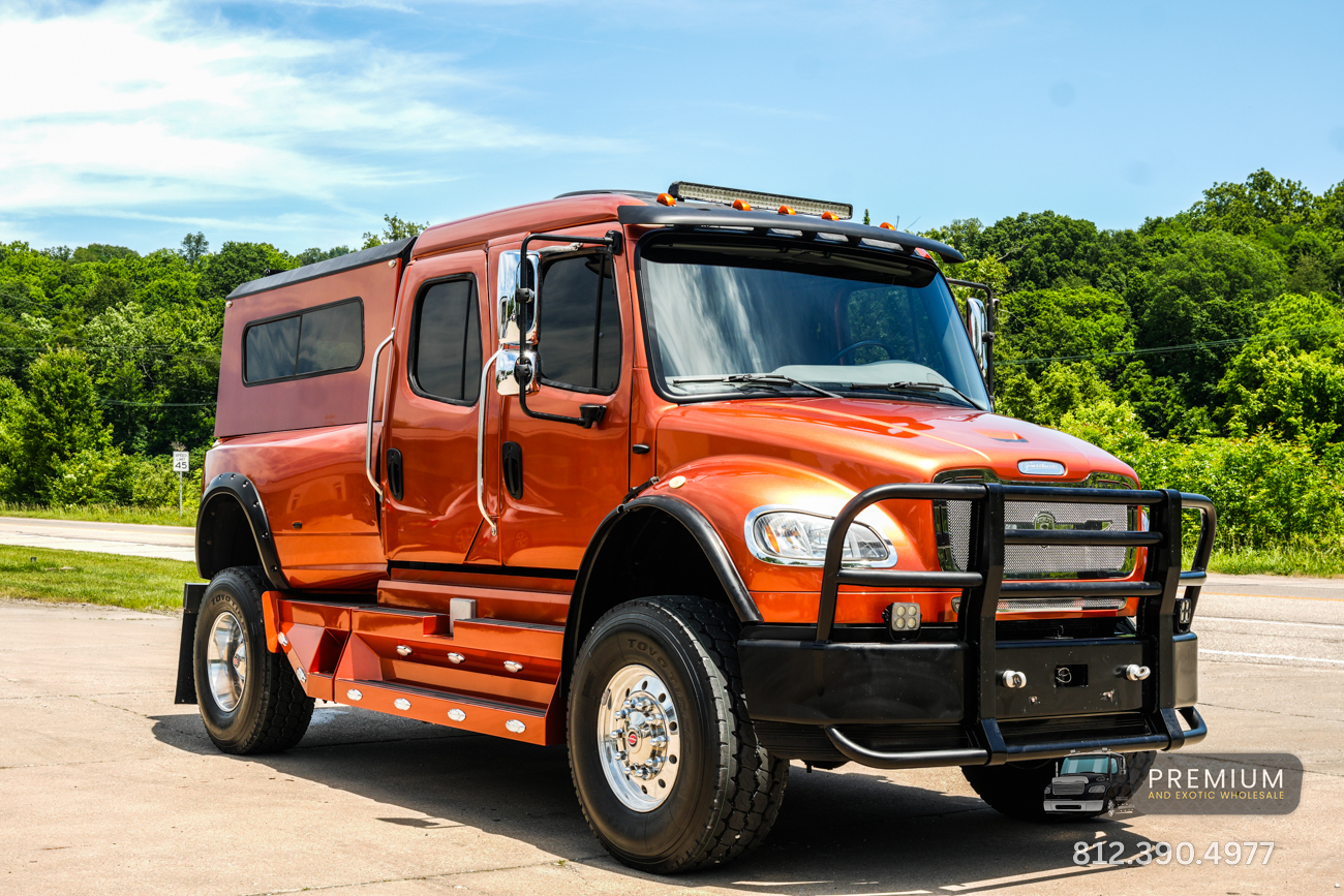 2011 FREIGHTLINER SPORTCHASSIS P4XL RHA114 in Bloomington, IN