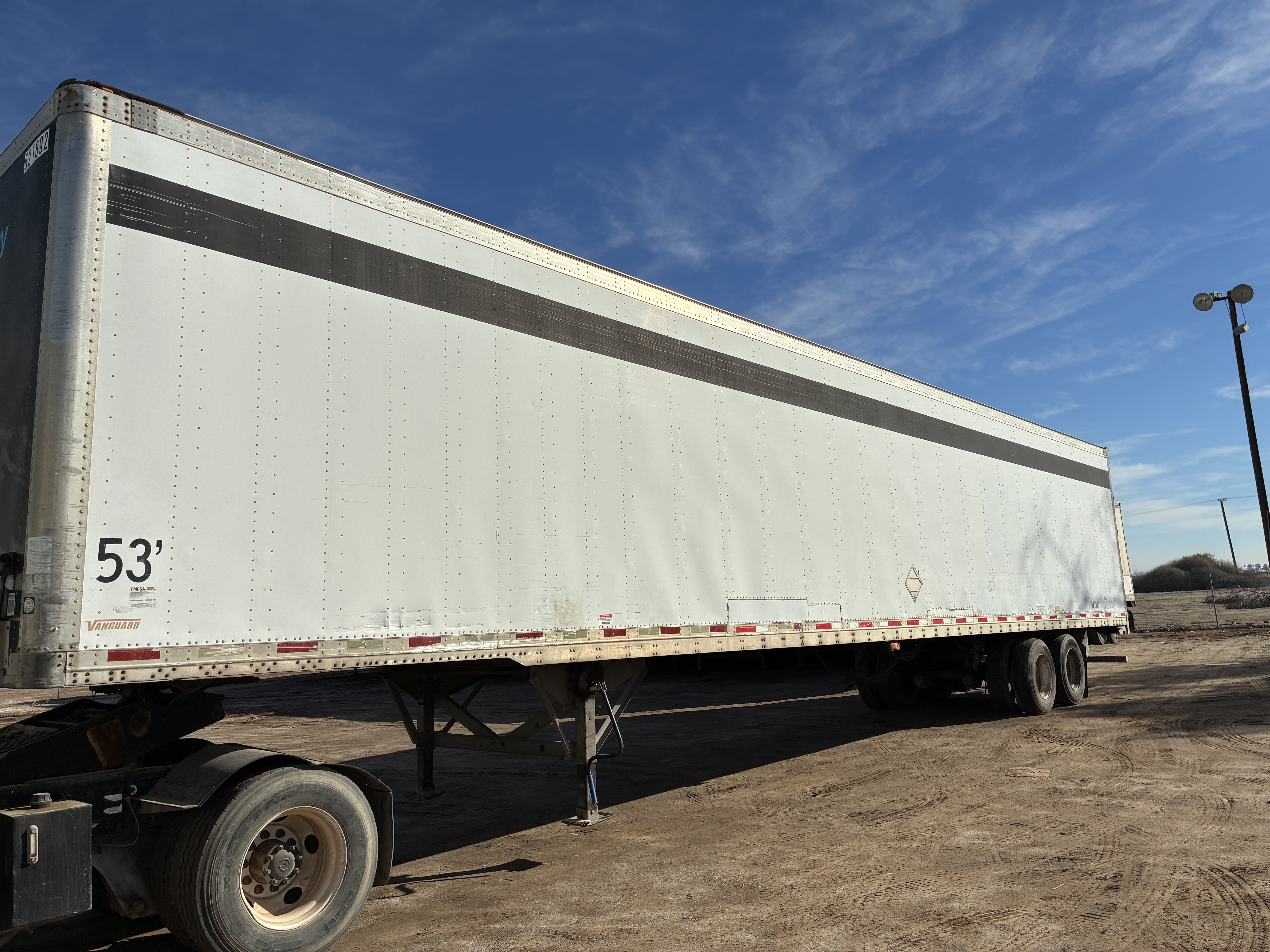2007 VANGUARD NATIONAL 53' SWING DOOR in Phoenix, AZ
