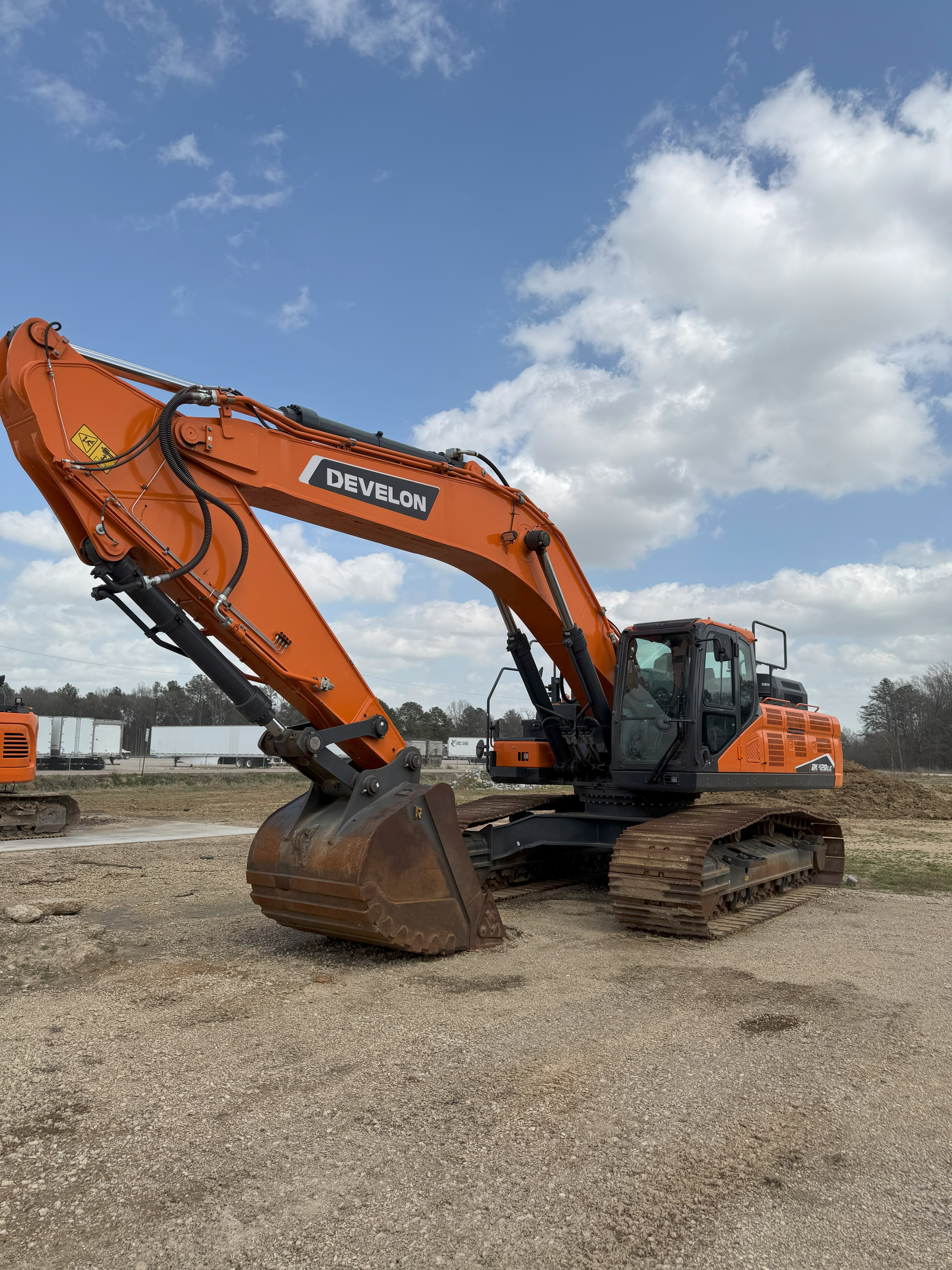 2023 Develon DX420LC-7 Crawler Excavator in Jackson, MS