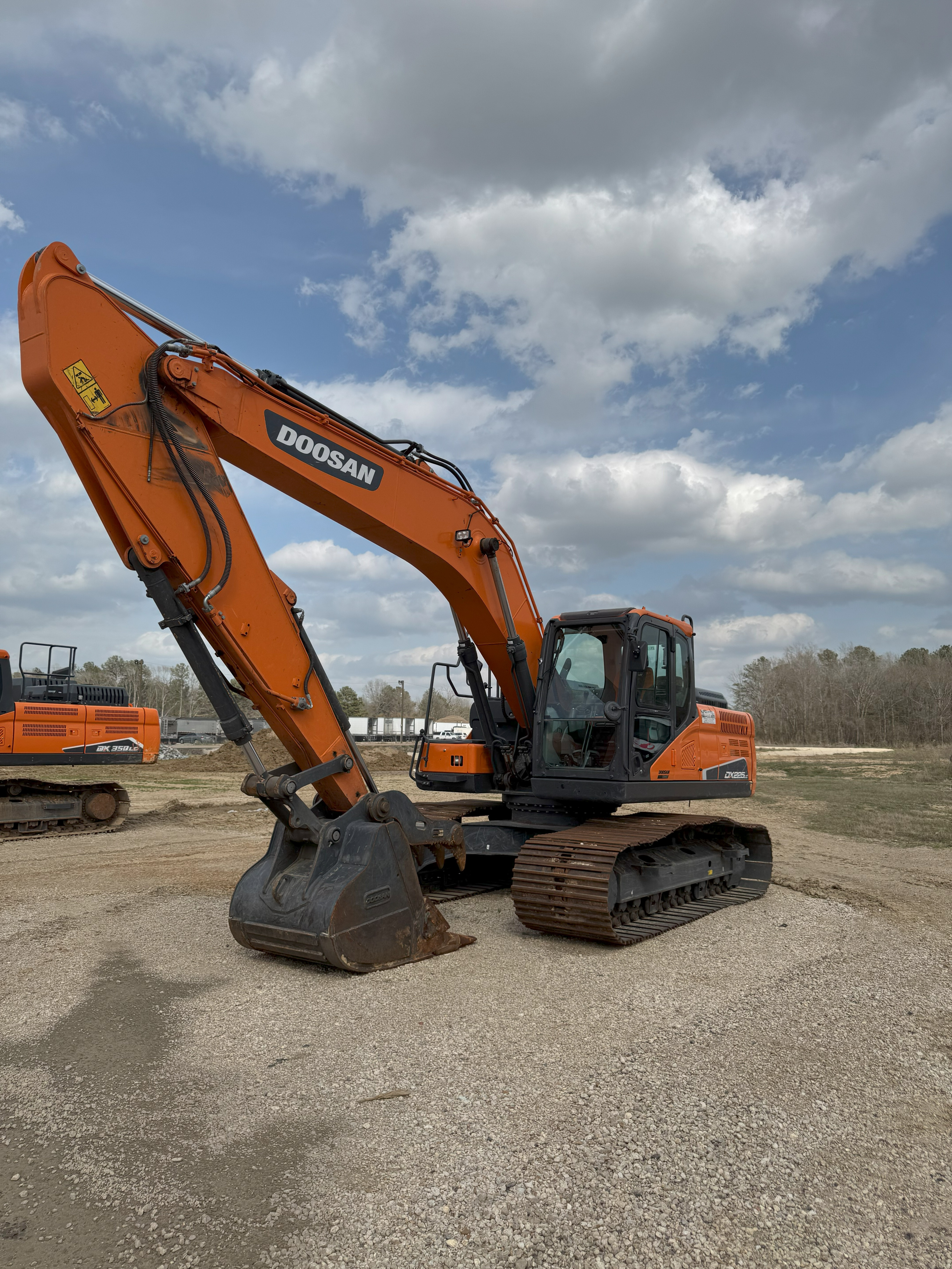 2022 Doosan Construction DX225LC-5 in Jackson, MS