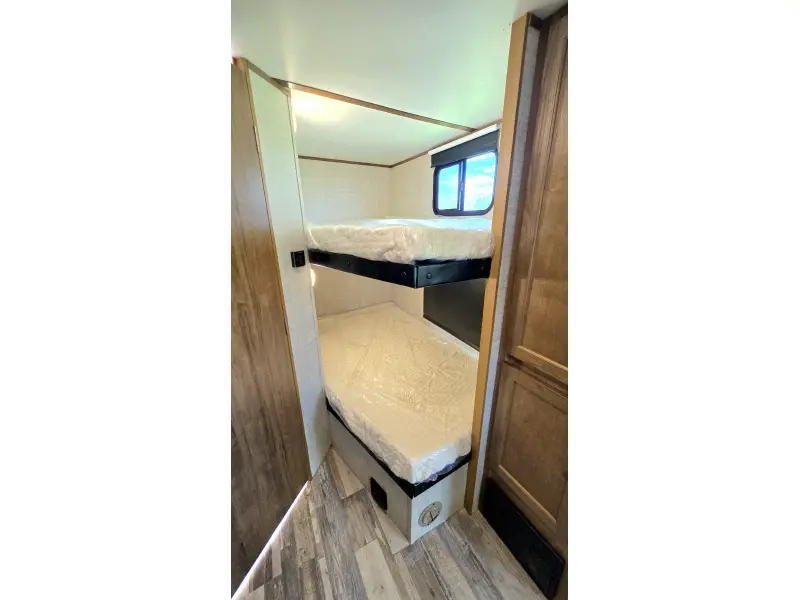 2020 Gulf Stream STREAMLITE 25BHS