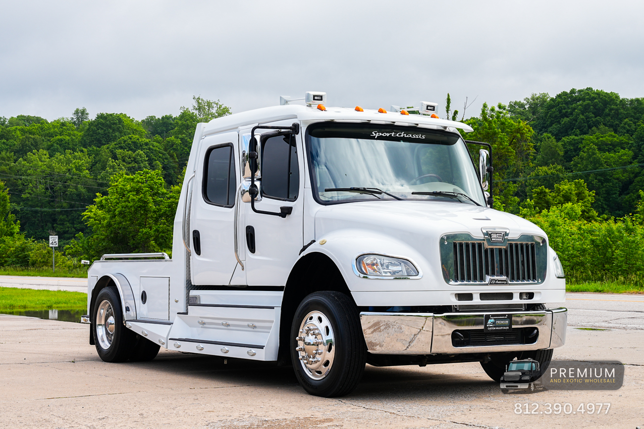 2013 FREIGHTLINER SPORTCHASSIS RHA114 in Bloomington, IN