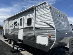 2017 CROSSROADS ZINGER 25BH