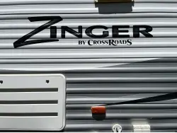 2017 CROSSROADS ZINGER 25BH