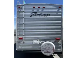 2017 CROSSROADS ZINGER 25BH