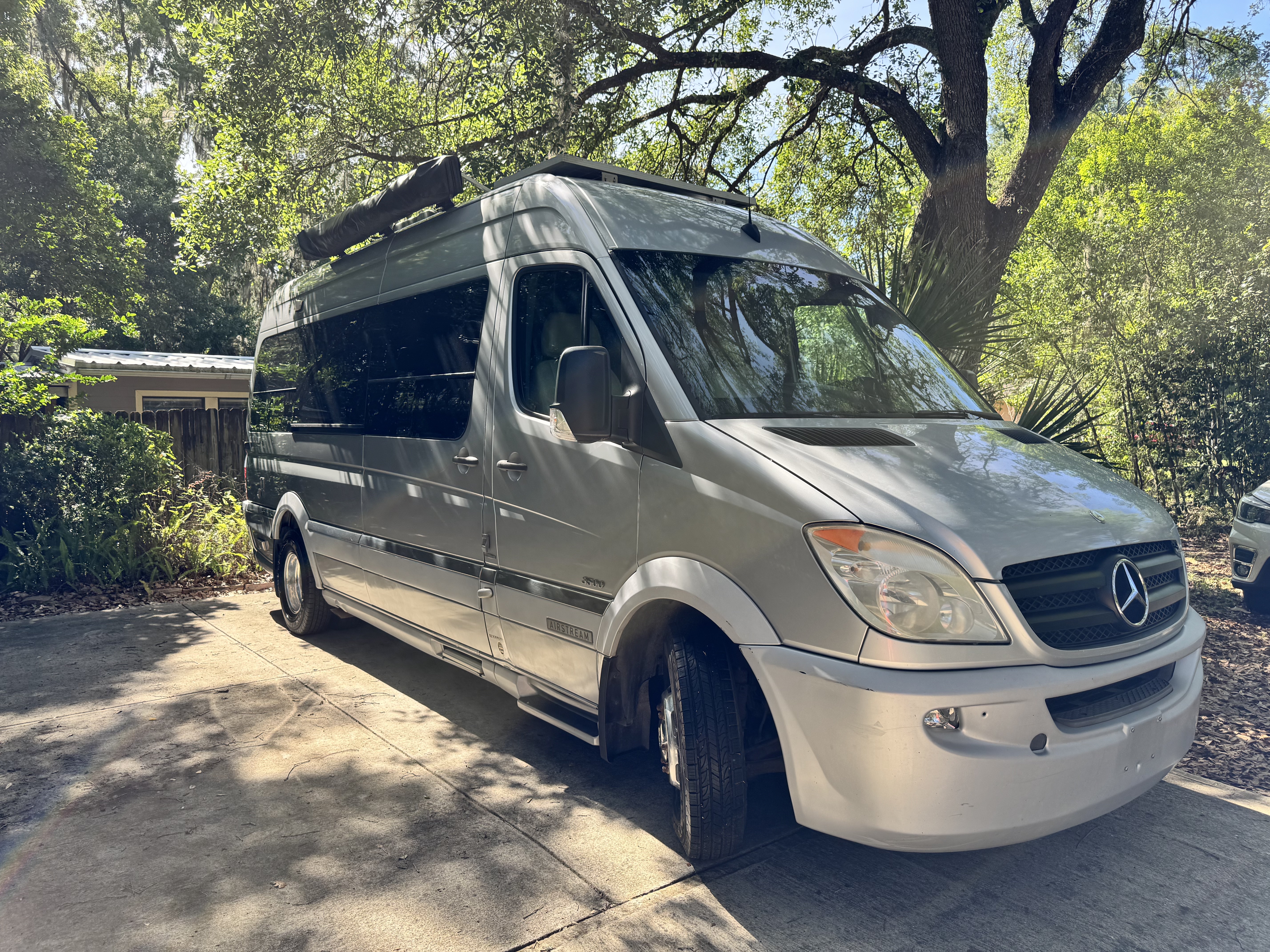 2011 Airstream INTERSTATE GRAND TOUR EXT 3500 RV