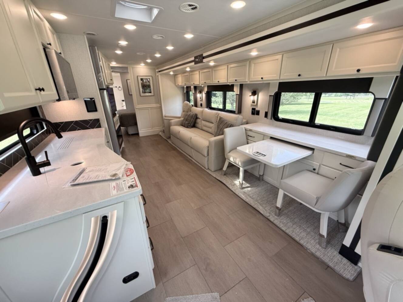 A photo of this 2026 Tiffin Motorhomes ALLEGRO OPEN ROAD 36LA