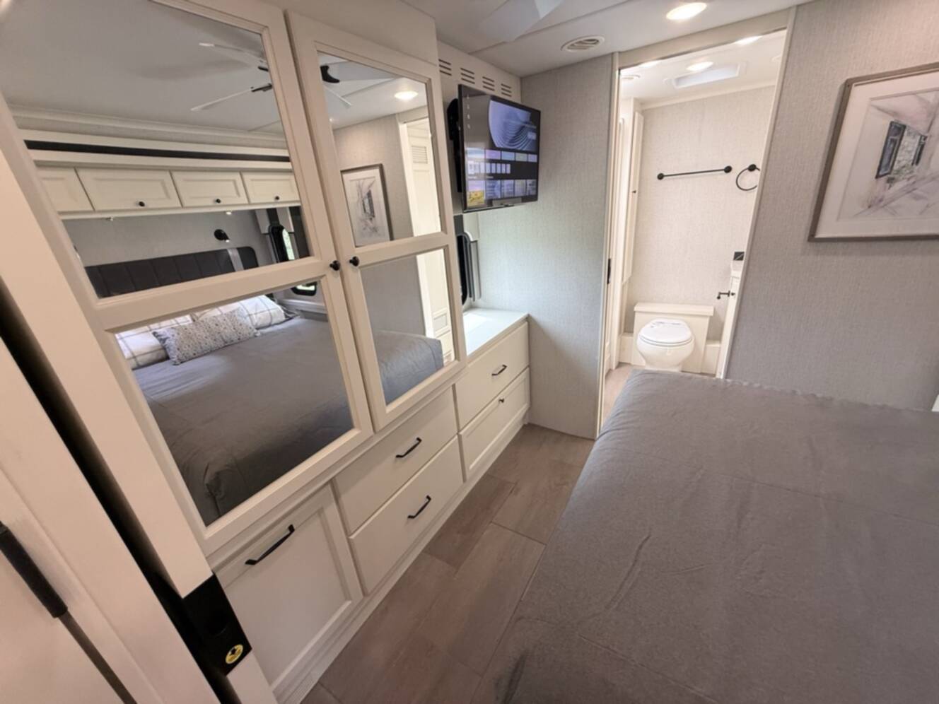 A photo of this 2026 Tiffin Motorhomes ALLEGRO OPEN ROAD 36LA