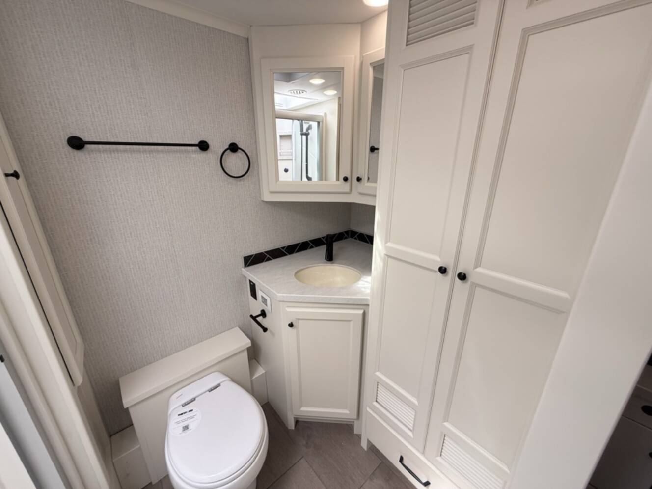 A photo of this 2026 Tiffin Motorhomes ALLEGRO OPEN ROAD 36LA