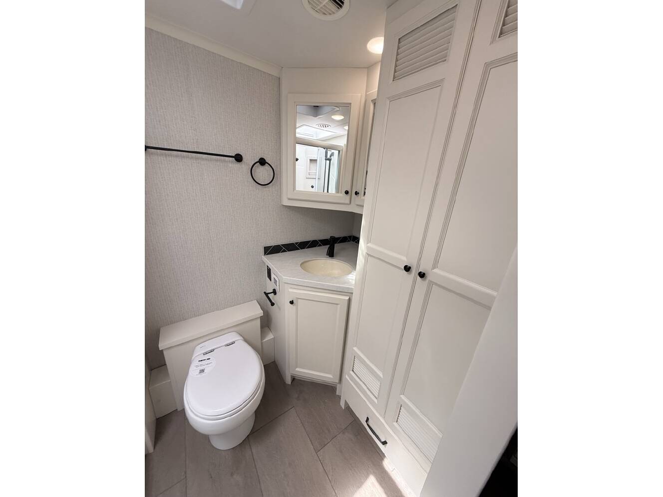 A photo of this 2026 Tiffin Motorhomes ALLEGRO OPEN ROAD 36LA