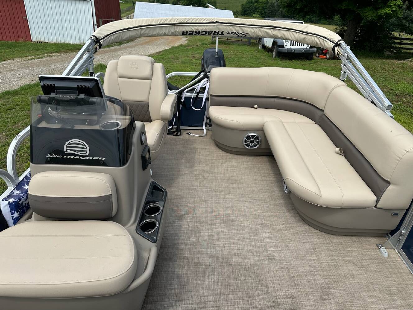 A photo of this 2025 Sun Tracker Bass Buggy 16 Xl Select