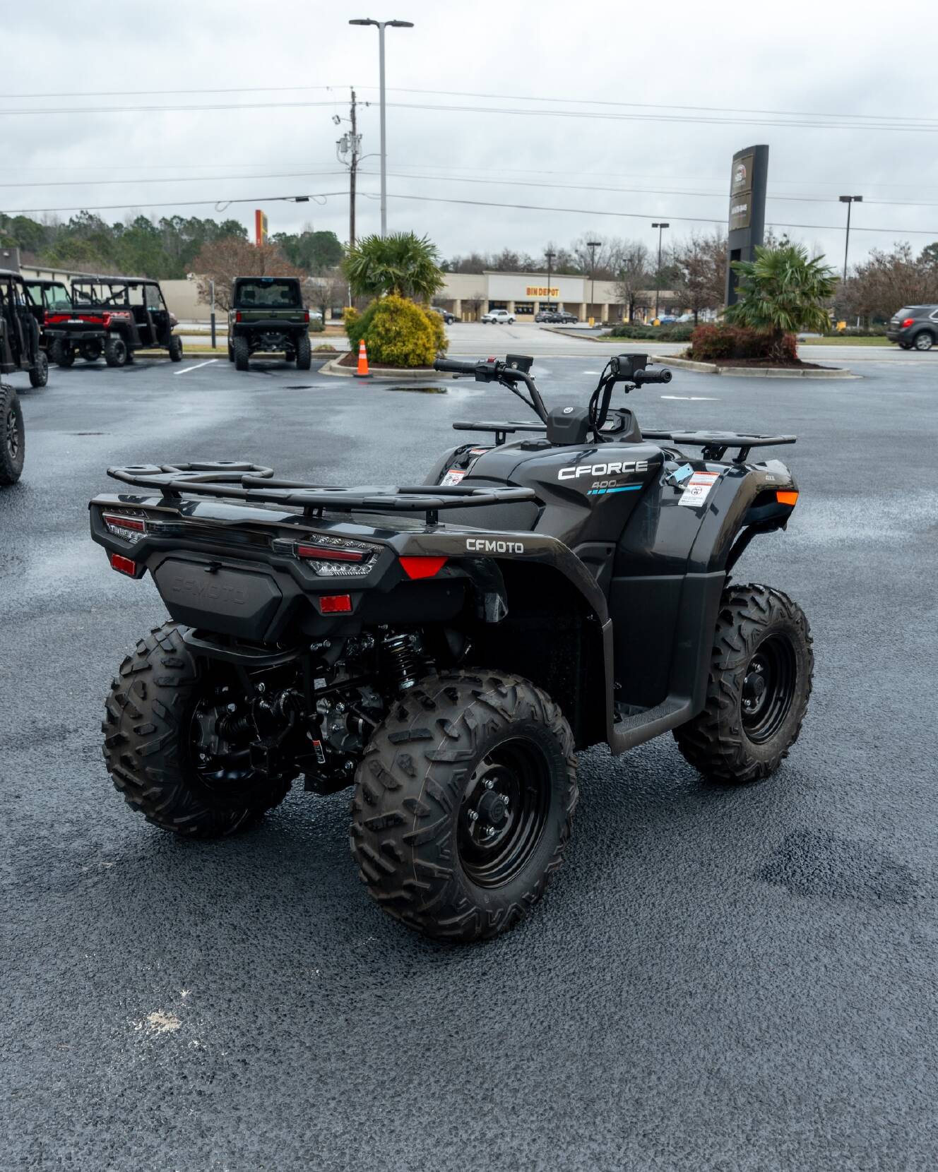 A photo of this 2026 CFMOTO CForce 400