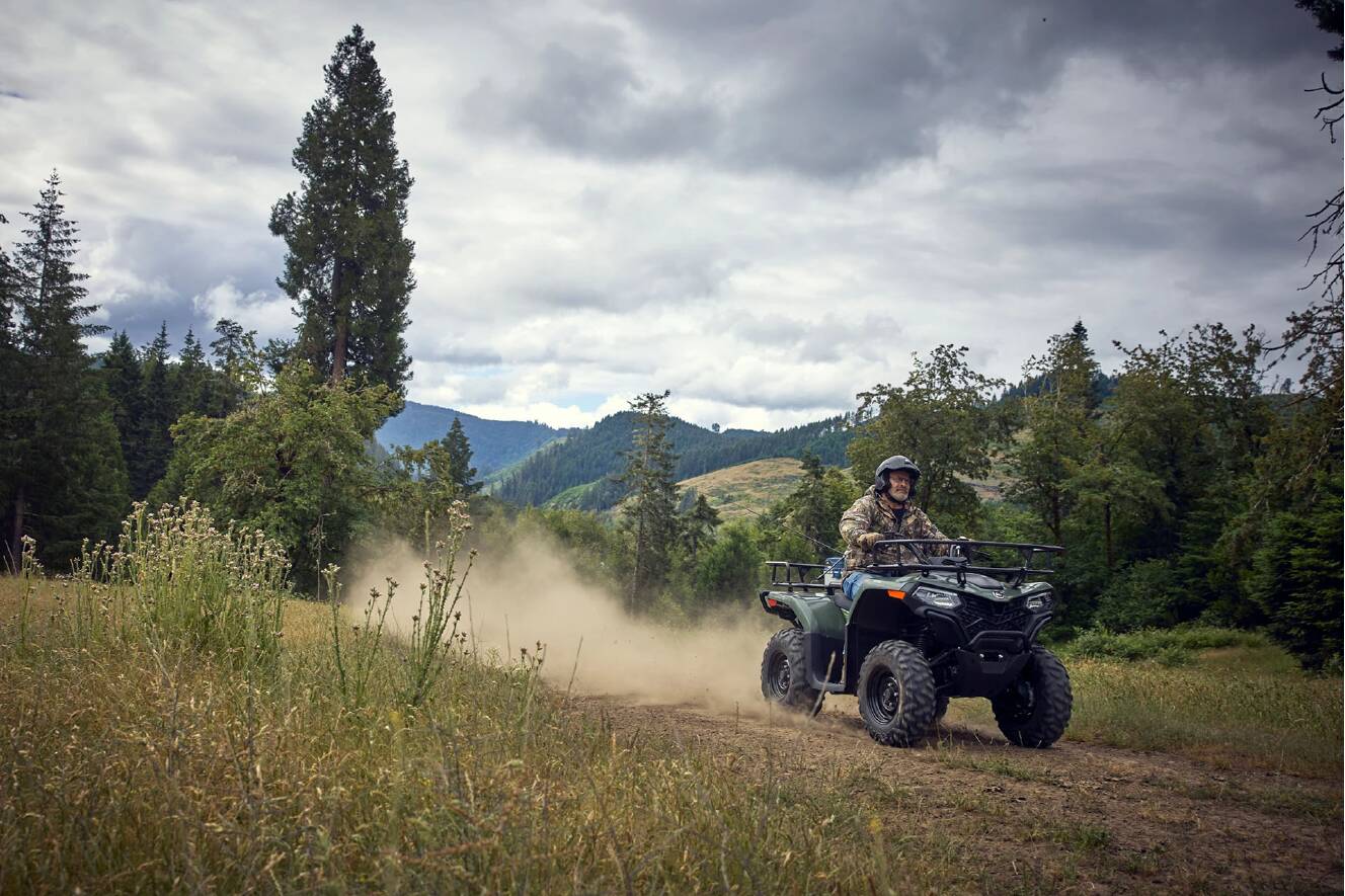 A photo of this 2026 CFMOTO CForce 400