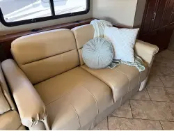 2017 FOREST RIVER BERKSHIRE 38A
