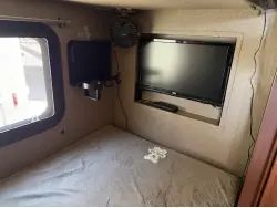 2017 FOREST RIVER BERKSHIRE 38A