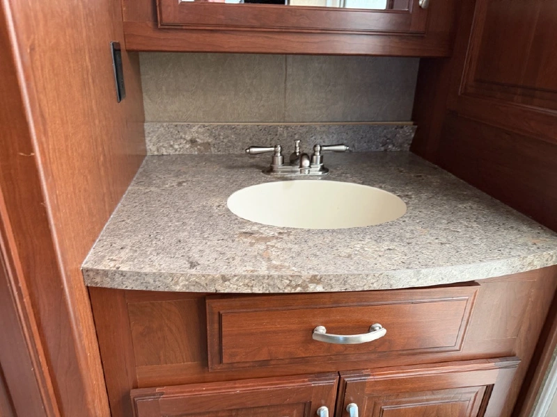 2017 FOREST RIVER BERKSHIRE 38A