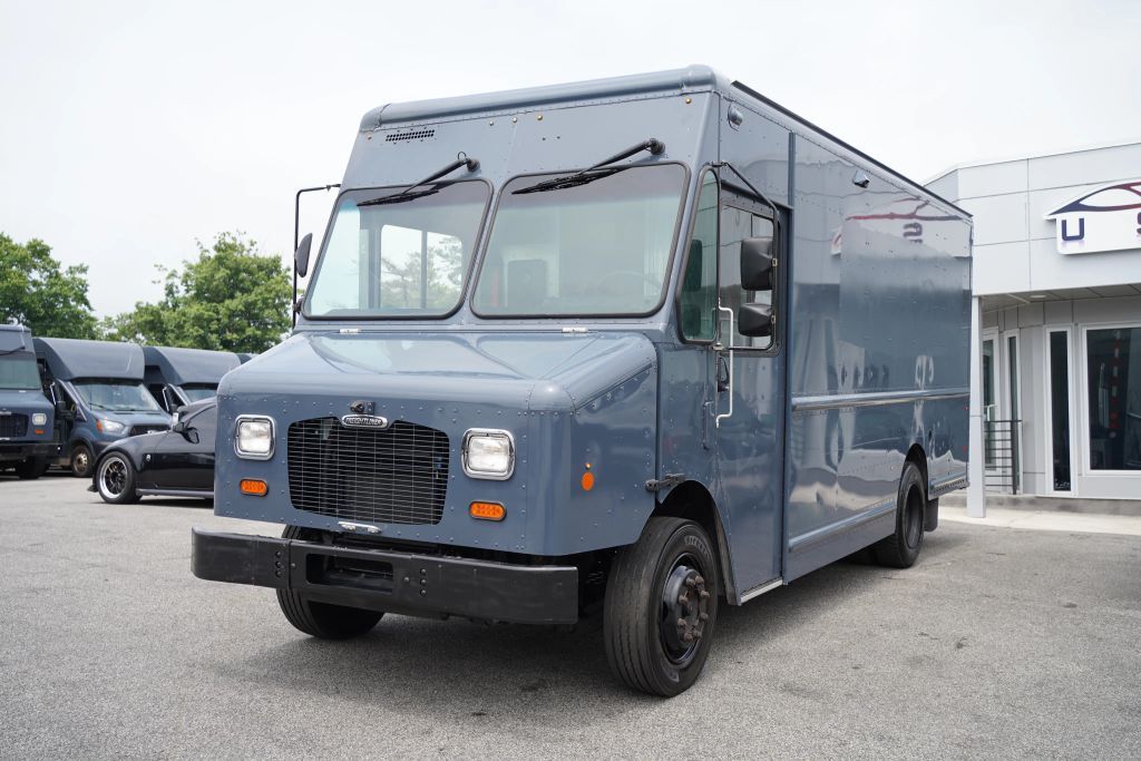2020 FREIGHTLINER MT45G DELIVERY in Langhorne, PA