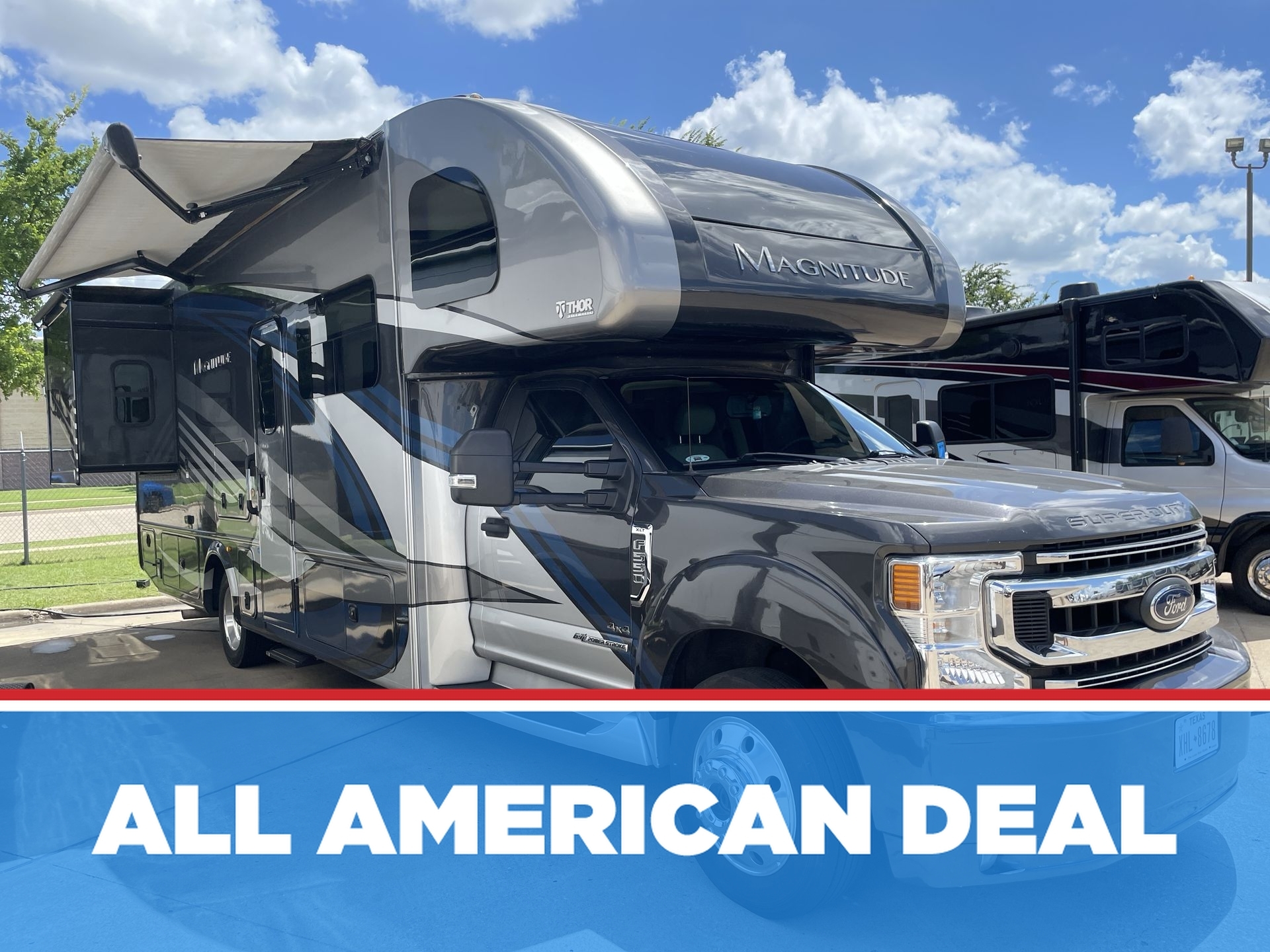2021 Thor Motor Coach Magnitude XG32 Super C RV