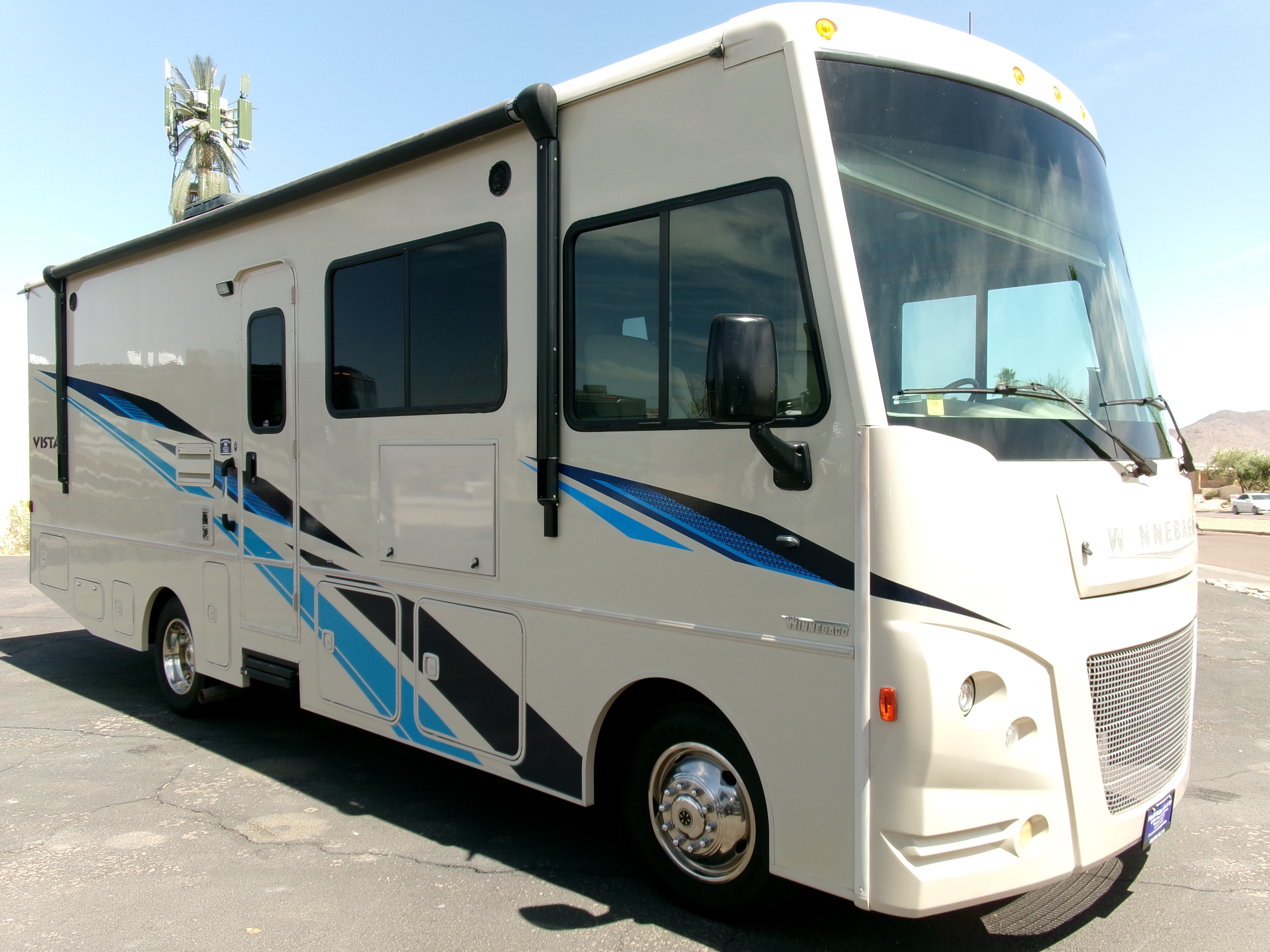 2019 Winnebago VISTA 27PE in fountain hills AZ