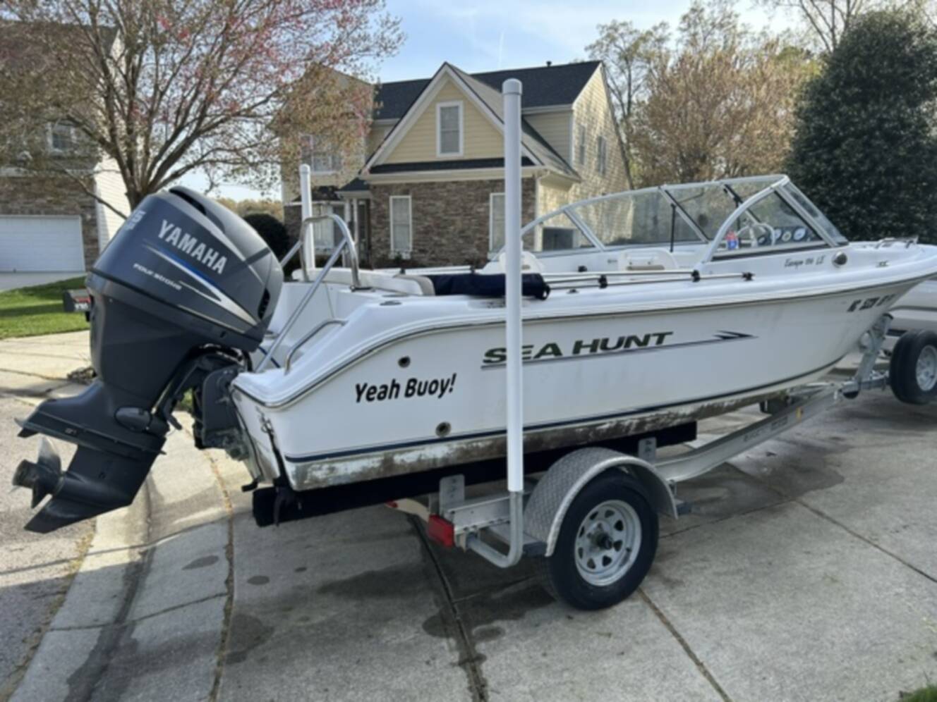 A photo of this 2009 Sea Hunt 186 Escape Le