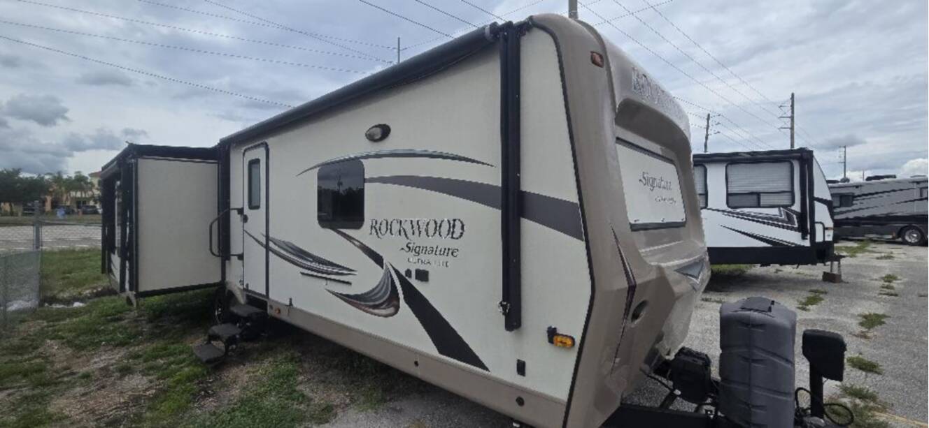 A photo of this 2016 Forest River ROCKWOOD 8329SS