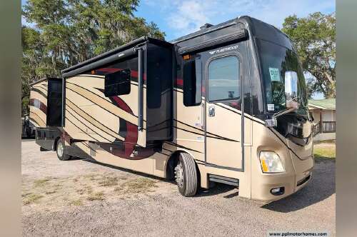 2015 Fleetwood Discovery 40E in summerfield FL