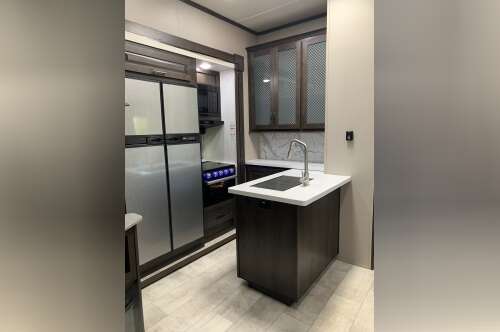 2021 Grand Design MOMENTUM G-CLASS 320G in plano TX