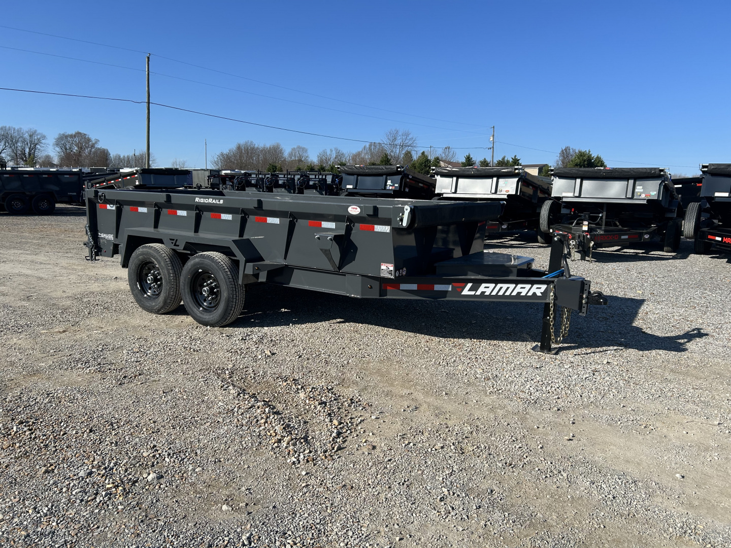 2026 Lamar Trailers DL831427 in Dexter, KY