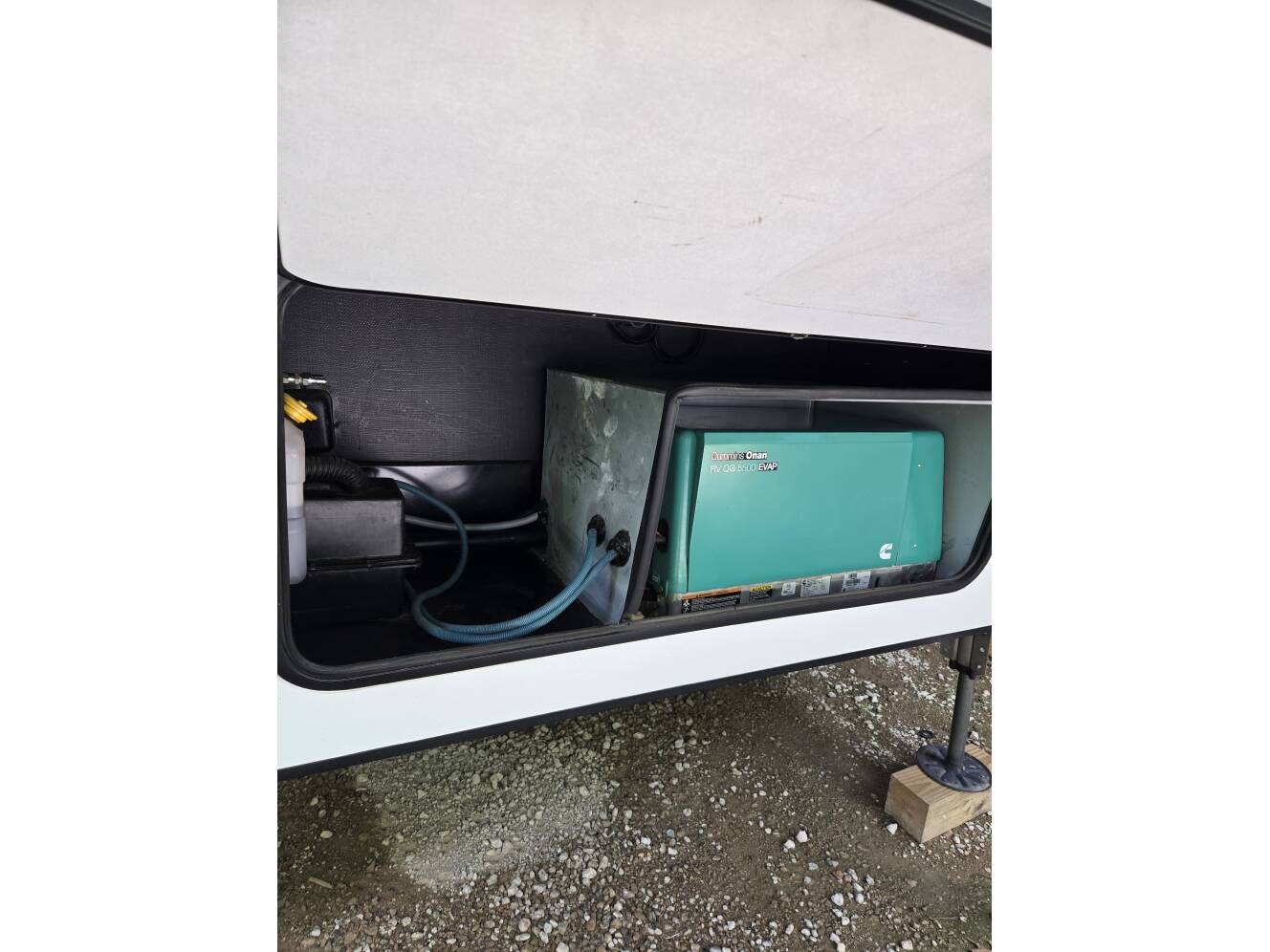 A photo of this 2018 Grand Design MOMENTUM 351M