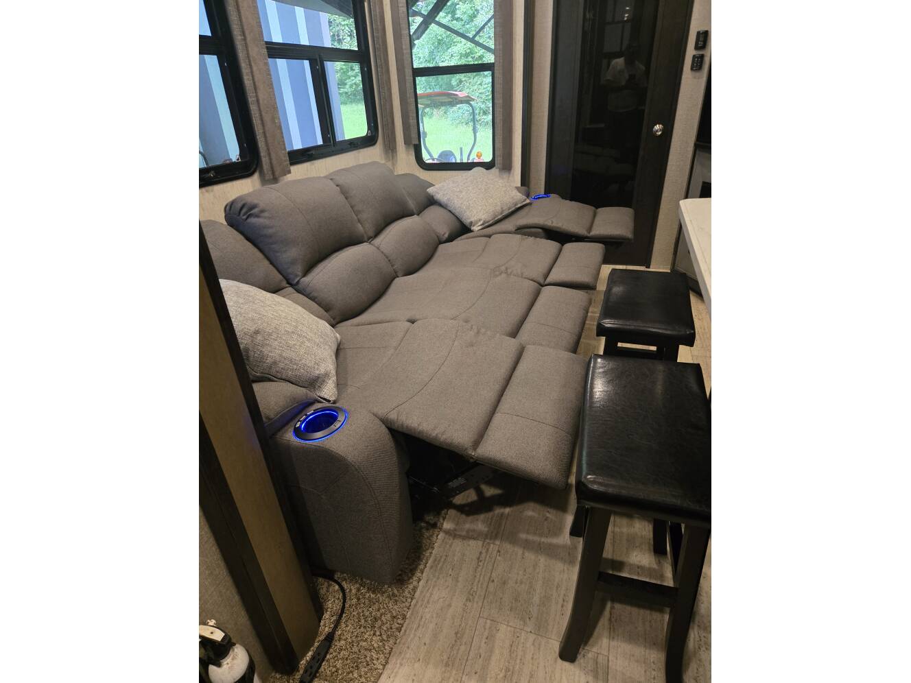 A photo of this 2018 Grand Design MOMENTUM 351M