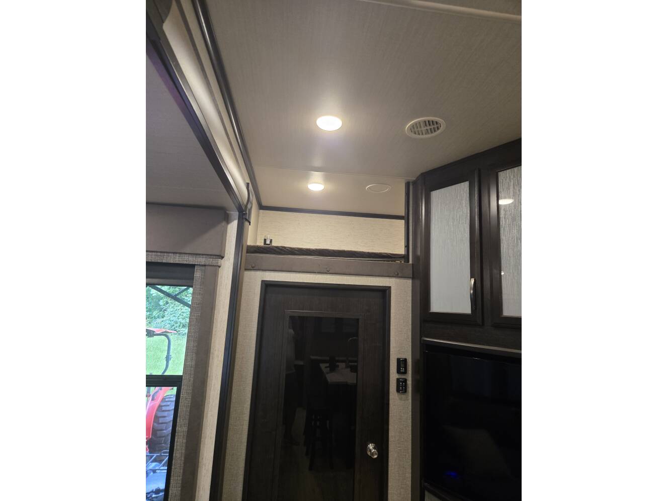 A photo of this 2018 Grand Design MOMENTUM 351M