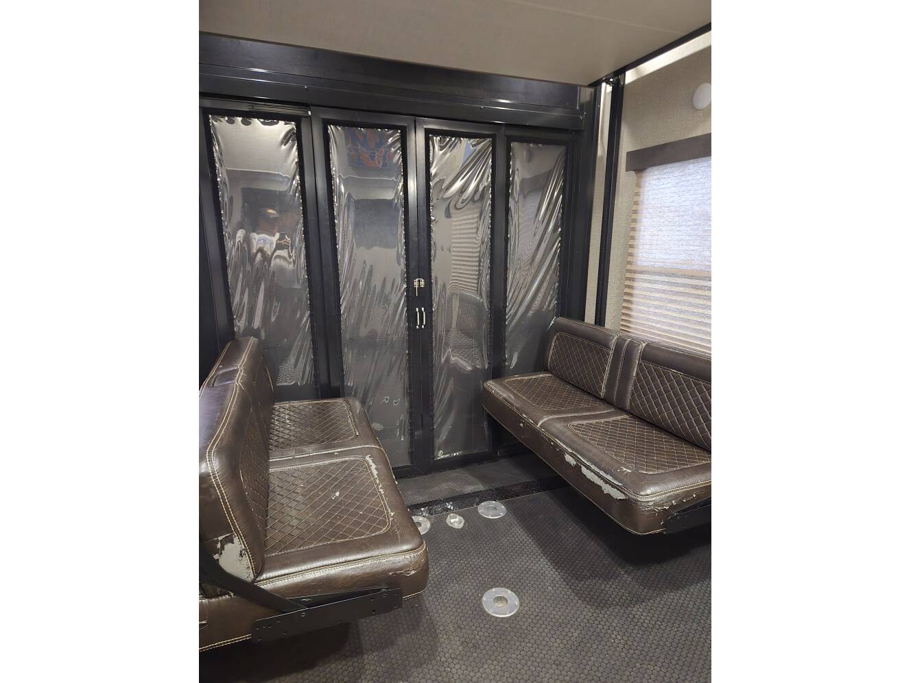 A photo of this 2018 Grand Design MOMENTUM 351M