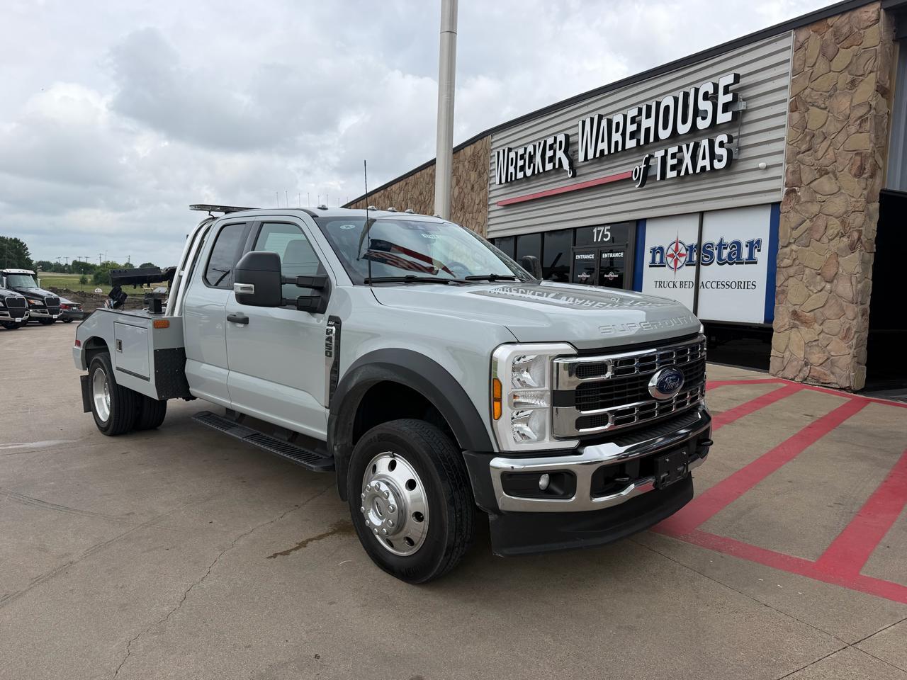2025 FORD F450 in Garland, TX