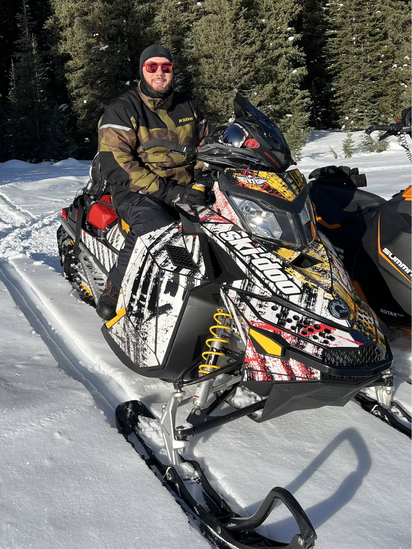 A photo of this 2014 Ski-Doo SUMMIT SP E-TEC 800R 154