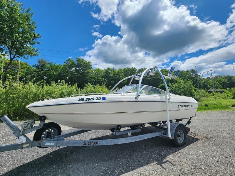 2001 Stingray 190LS/Lx 198 in middleton MA