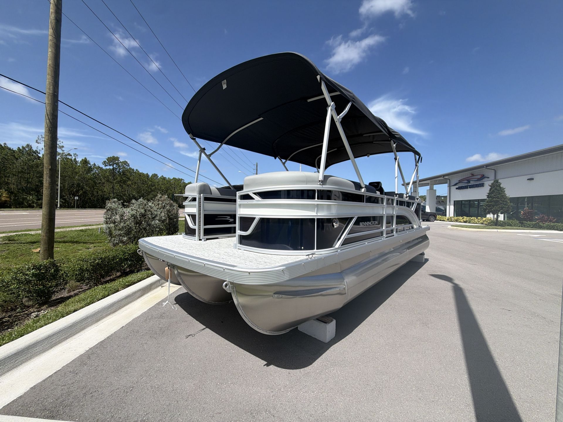 2027 Bennington 22SSR in naples FL