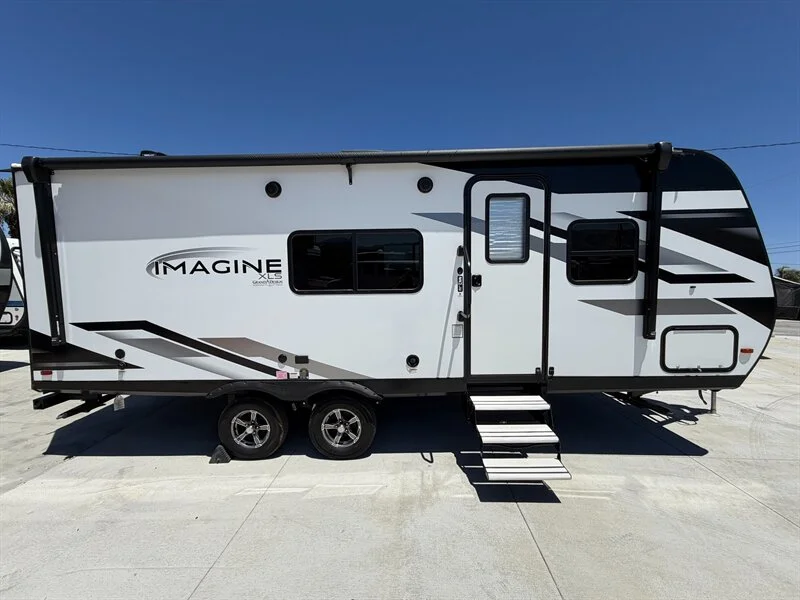2023 Grand Design RV Imagine 22MLE