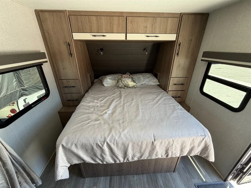 2023 Grand Design RV Imagine 22MLE