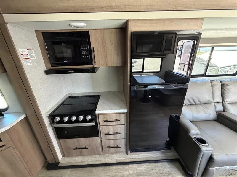 2023 Grand Design RV Imagine 22MLE
