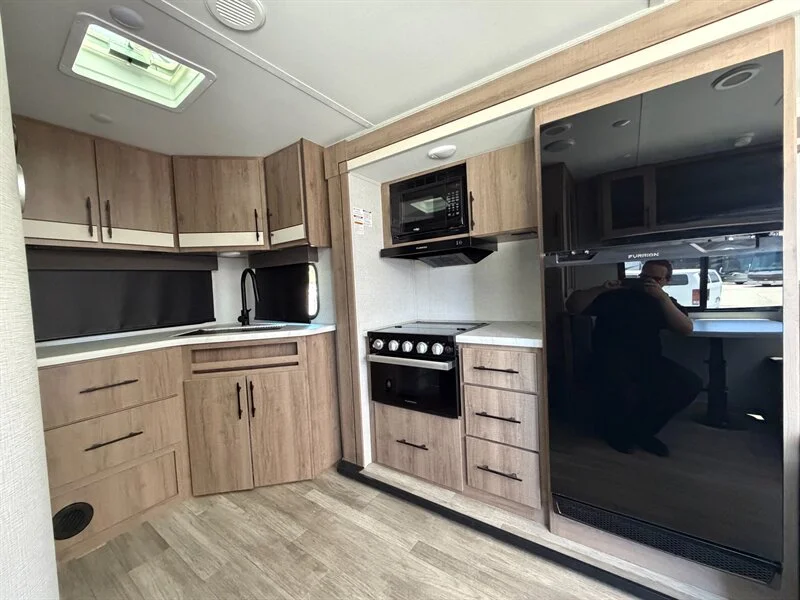 2023 Grand Design RV Imagine 22MLE